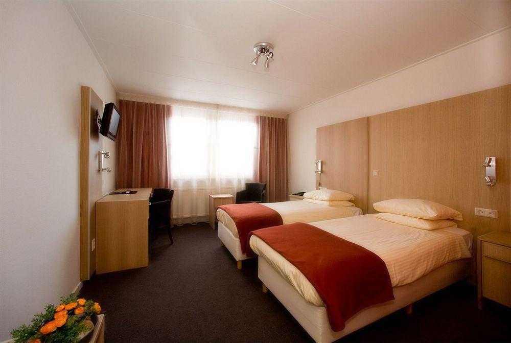 Hotel Restaurant Ruimzicht Zeddam Bagian luar foto