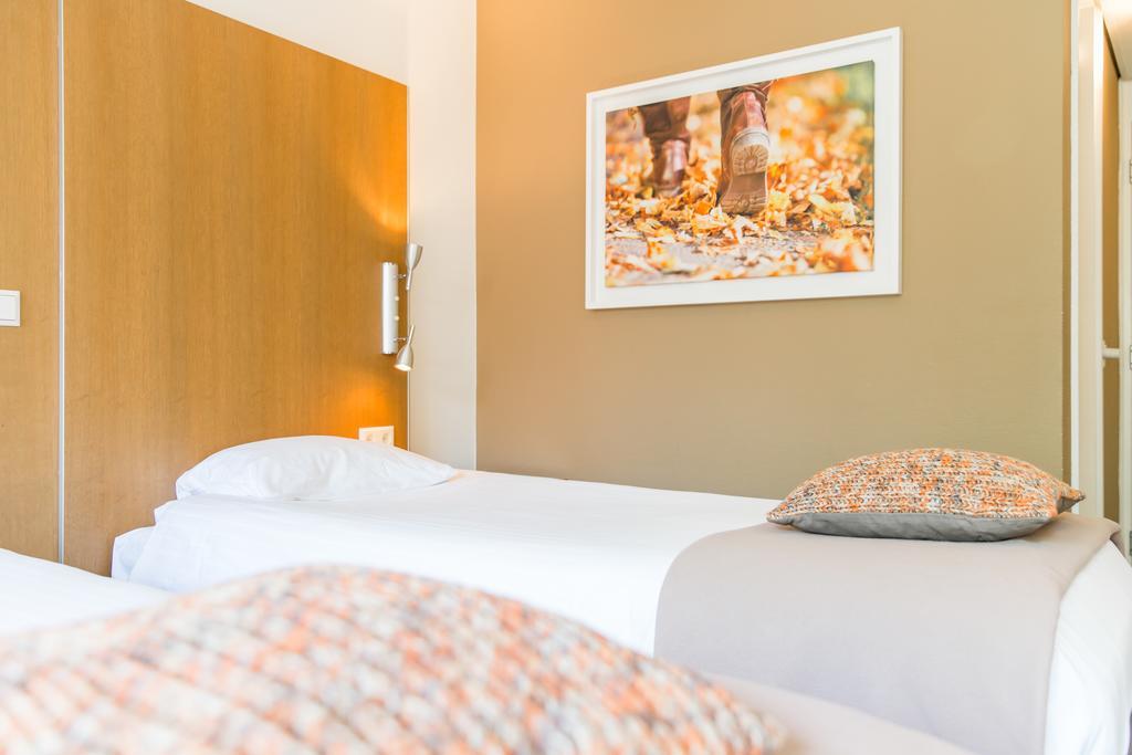 Hotel Restaurant Ruimzicht Zeddam Bagian luar foto