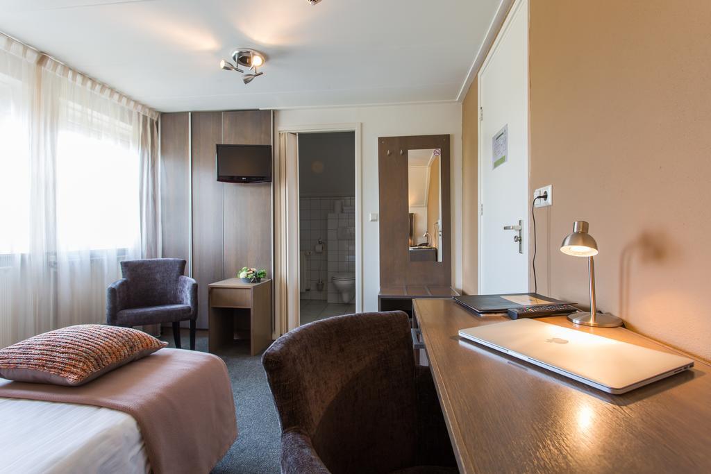 Hotel Restaurant Ruimzicht Zeddam Bagian luar foto