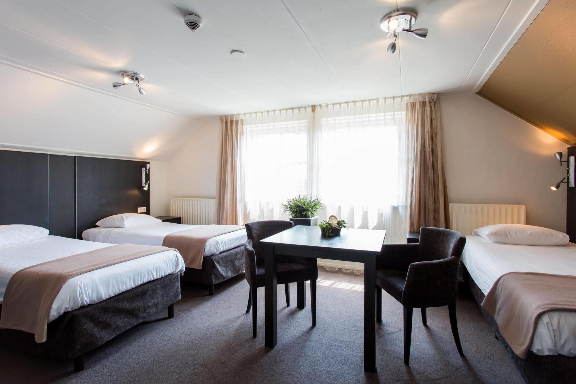 Hotel Restaurant Ruimzicht Zeddam Bagian luar foto